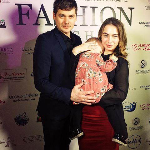 Александр Пашков вывел в свет необыкновенной красоты супругу, которую раньше не показывал никому