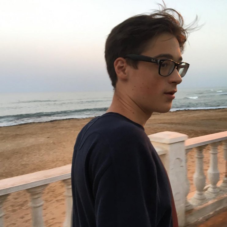 Анна Михалкова показала повзрослевших сыновей. Вы будете поражены, увидев этих необыкновенных красавцев!